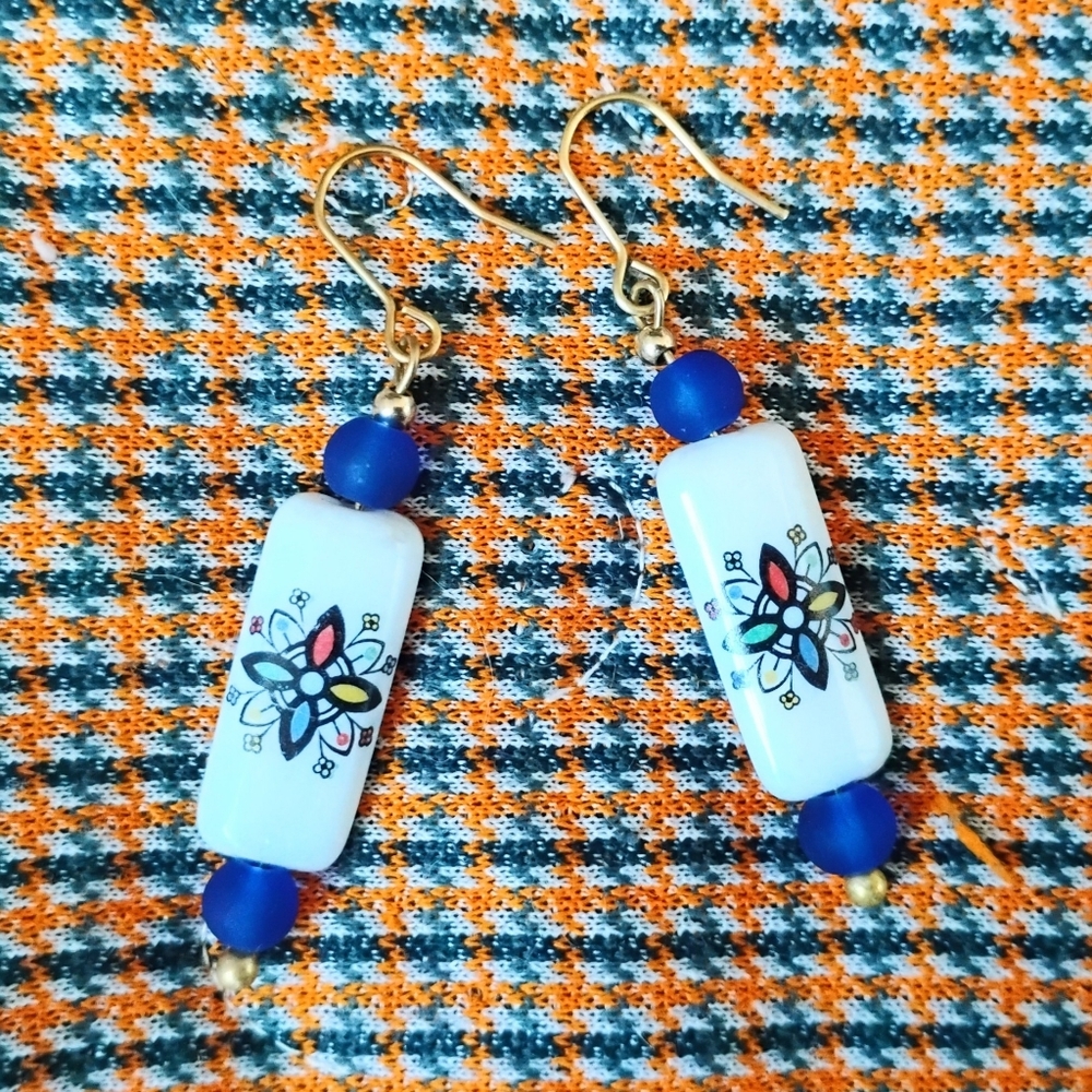 Adorable 'Vintage Japan' Earrings